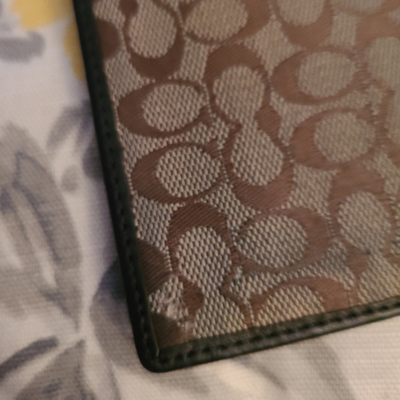 Mens Coach wallet - Picture 3 of 6